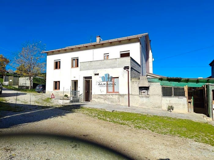 Casa con 6 locali in vendita in Montegiorgio