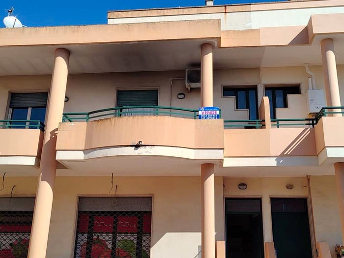 Appartamento con 5 locali in vendita in Via Giuseppe Garibaldi, Alezio