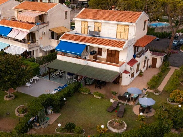 Casa quadrilocale in vendita in Contrada Piano delle Donne, Centro, Belvedere Marittimo