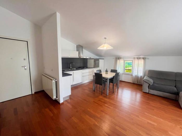 Appartamento con 5 locali in vendita in Via XXIV Maggio, Centro, Novafeltria