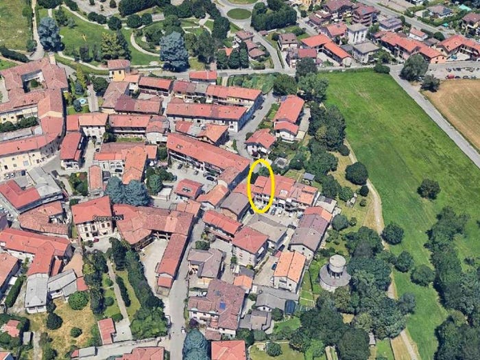 Appartamento con 6 locali in vendita in Via Cantore A Lentate sul Seveso MB, Centro, Lentate sul Seveso