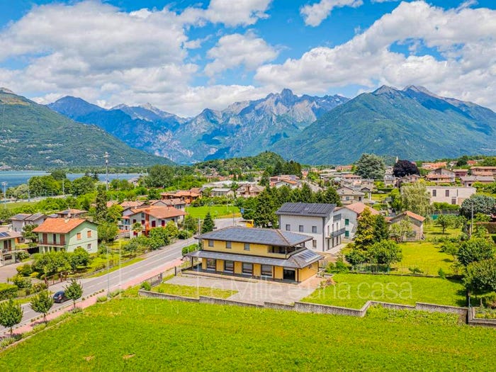 Appartamento con 5 locali in vendita in Via Nazionale Sud, Colico Piano, Colico