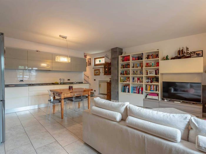 Casa con 5 locali in vendita in via Caproni, Peretola, Firenze