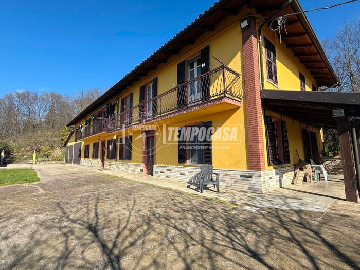 Casa con 6 locali in vendita in Frazione valle tanaro, Torrazzo, Asti