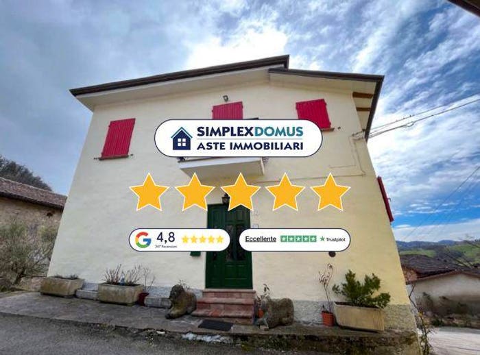 Appartamento con 6 locali in vendita in Via Cortogno, Casina