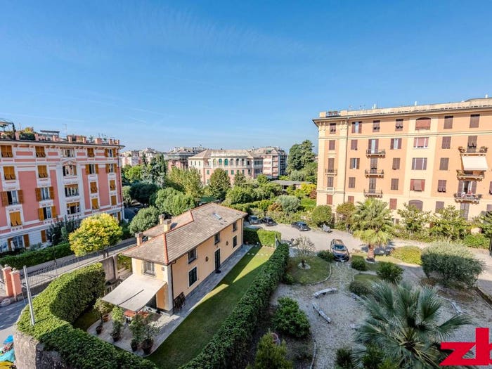 Appartamento con 6 locali in vendita in San Nazaro, Albaro, Genova