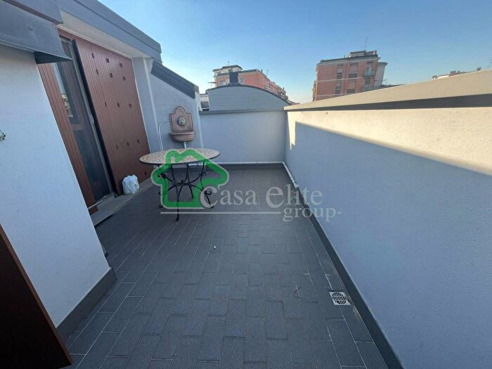 Appartamento trilocale in vendita in Via Giovanni Gandini, Fanfani, Lodi