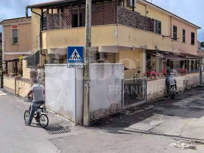Appartamento trilocale in vendita in Via Romana Antica, San Giacomo Santa Barbara, Nettuno