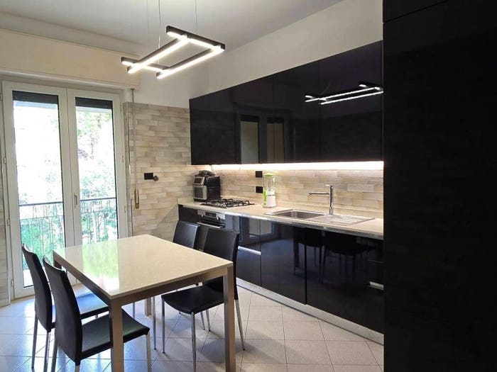 Appartamento quadrilocale in vendita in Via Gian Battista Gaulli, San Fruttuoso, Genova
