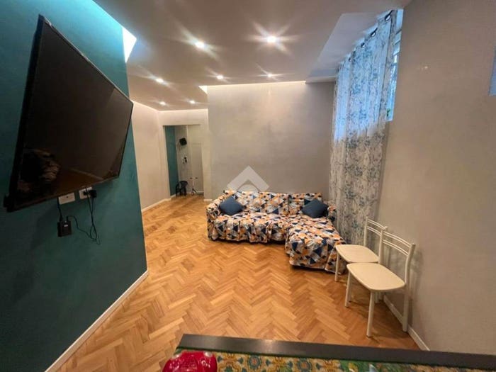 Appartamento trilocale in vendita in Via trevi, Dergano, Milano