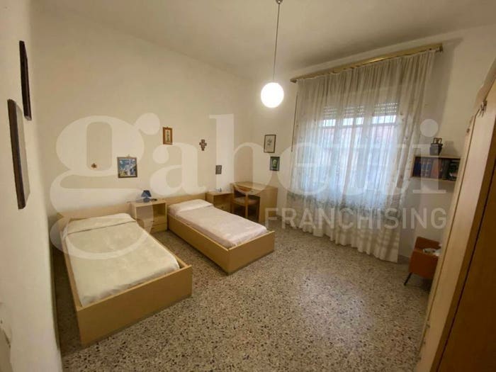 Appartamento trilocale in vendita in VIA LAZIO, Centro, Oristano