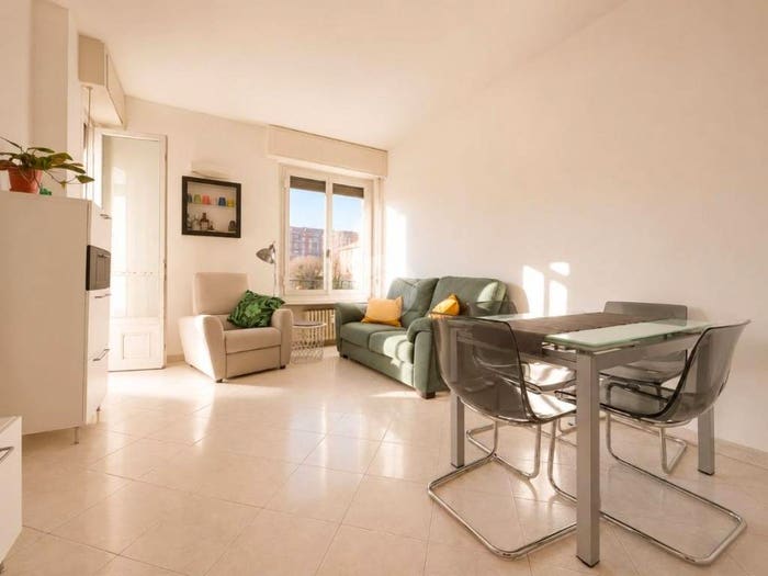 Appartamento trilocale in vendita in Viale Omero, Corvetto, Milano