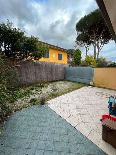 Casa con 6 locali in vendita in Via della Barbiera, Roma Imperiale, Forte dei Marmi