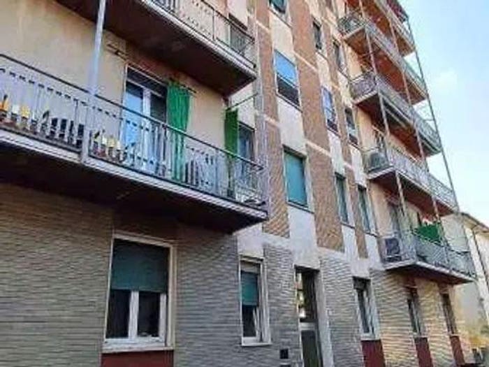 Appartamento trilocale in vendita in Via Aurelio Saffi, Centro, Sannazzaro de' Burgondi