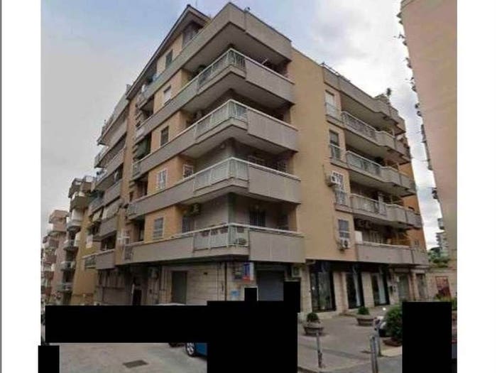 Appartamento quadrilocale in vendita in Via Nicola Romeo n, Fuorigrotta, Napoli