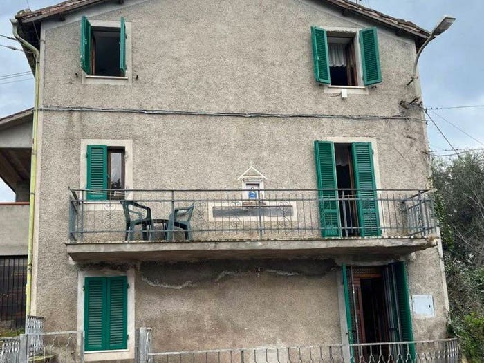 Casa quadrilocale in vendita in Via dell'Ospedale, Centro, Castel del Piano