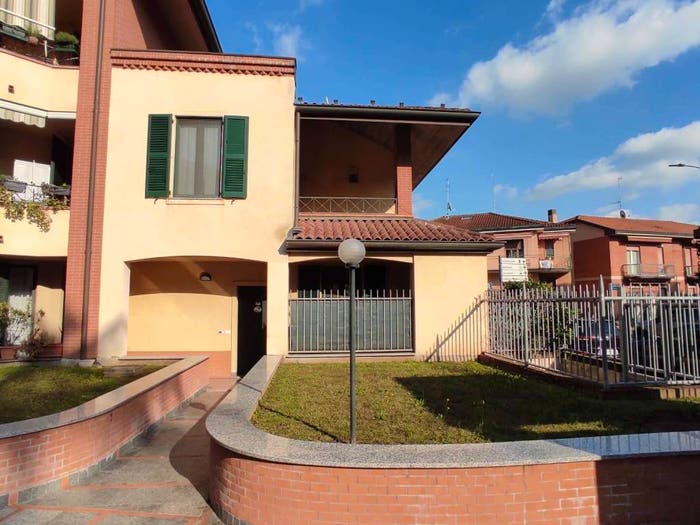 Casa con 6 locali in vendita in via Maria Cristina, Centro, Pero