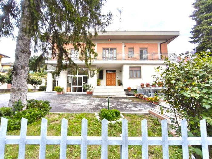 Casa con 6 locali in vendita in Centro, Macerata