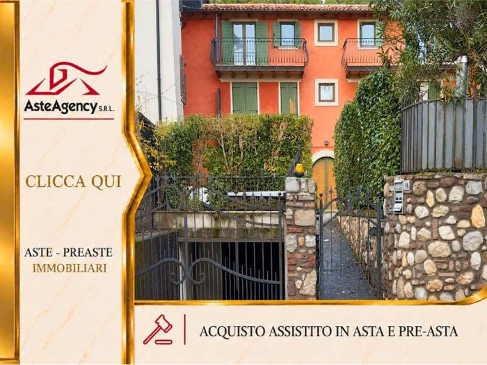 Appartamento con 5 locali in vendita in Via San Carlo Borromeo A, Soiano, Soiano del Lago