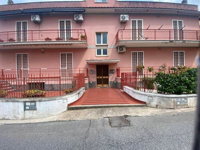 Appartamento trilocale in vendita in Via Michelangelo Buonarroti, Pavona, Castel Gandolfo