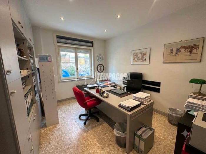 Appartamento con 5 locali in vendita in Via Consalvo, Fuorigrotta, Napoli