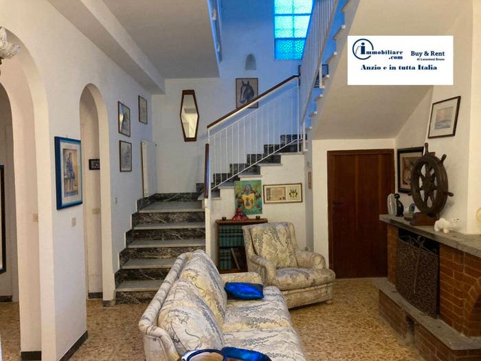 Casa con 6 locali in vendita in via montelivata, Cioccati Zucchetti, Nettuno