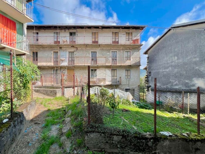 Casa con 6 locali in vendita in Frazione capoluogo, Monastero di Lanzo