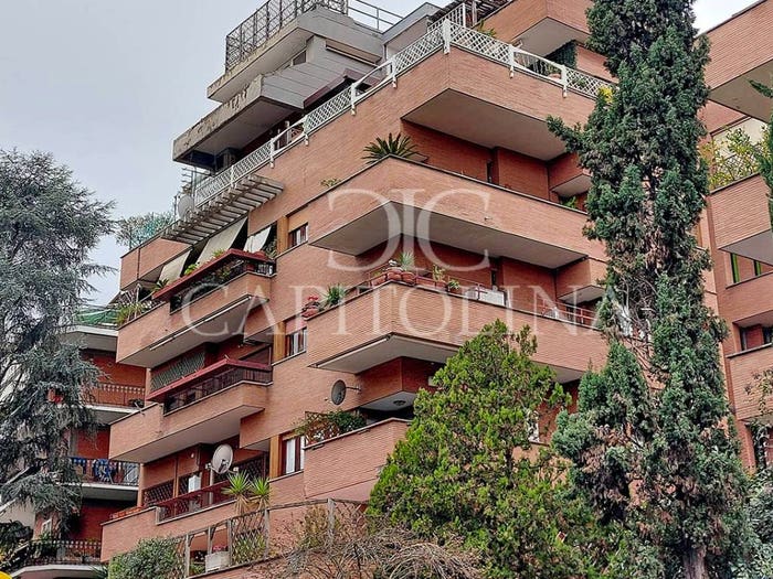 Appartamento trilocale in vendita in Via Mario Fani, Camilluccia Farnesina, Roma