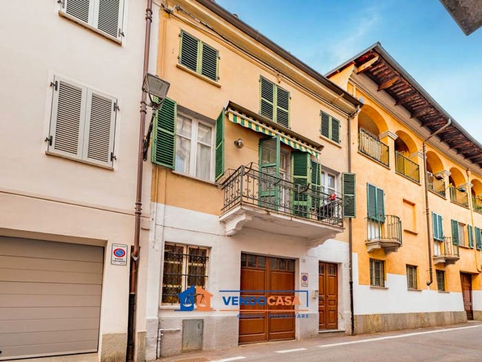 Casa trilocale in vendita in Via Oddino Barotti, Centro, Fossano