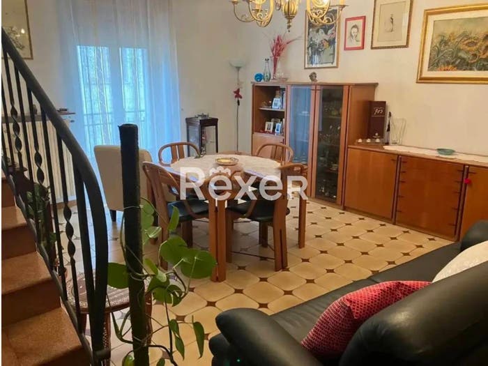 Casa trilocale in vendita in Via Cesare Battisti, Grassano