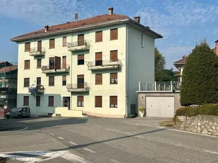 Appartamento quadrilocale in vendita in Frazione Pramorisio, Trivero Prativero Ponzone, Valdilana