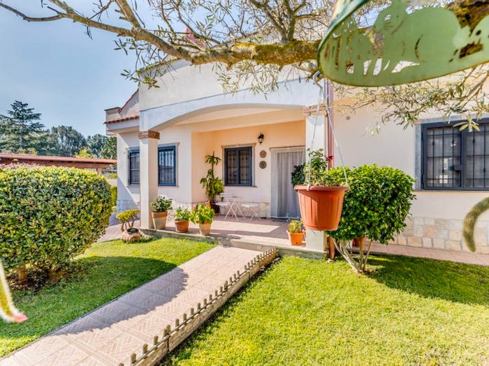 Casa quadrilocale in vendita in Via Libeccio, Falasche Armellino, Anzio