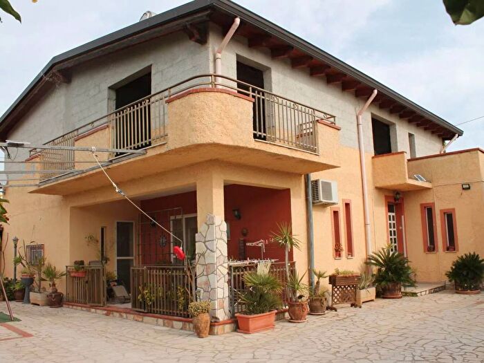 Casa con 6 locali in vendita in Piano Di Tresca SNC, Balestrate Foce, Balestrate