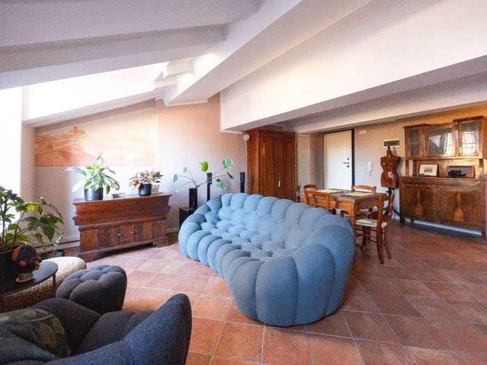 Casa trilocale in vendita in Via San Petronio Vecchio, Santo Stefano, Bologna