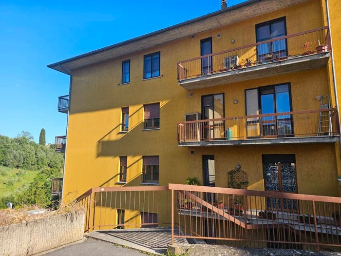 Appartamento quadrilocale in vendita in Via Piero Gobetti, Centro, Chiusi