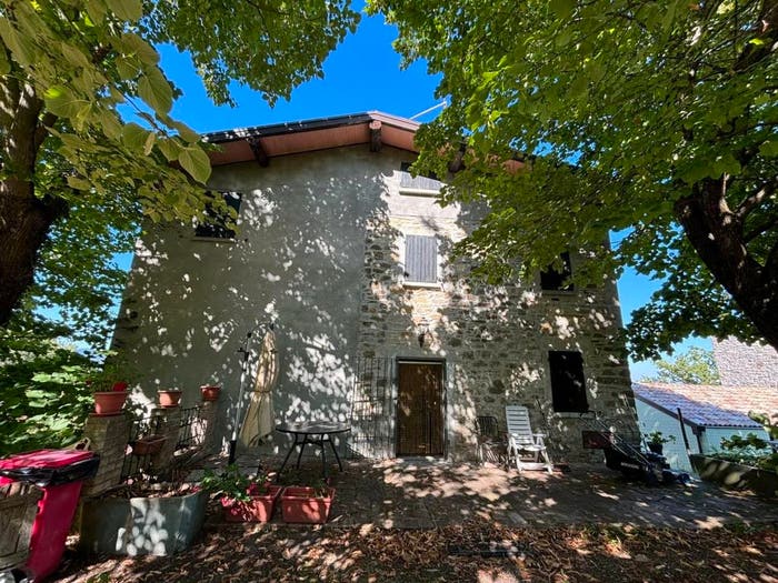 Casa quadrilocale in vendita in Località Spiaggio, Varano de' Melegari