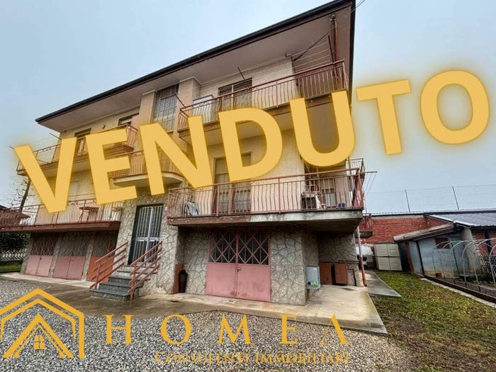 Appartamento quadrilocale in vendita in Via Campi Rotondi, Cambiano