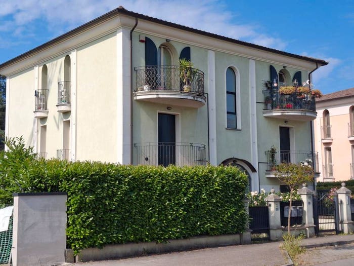 Appartamento trilocale in vendita in Via delle Gaggie, Vigatto, Parma