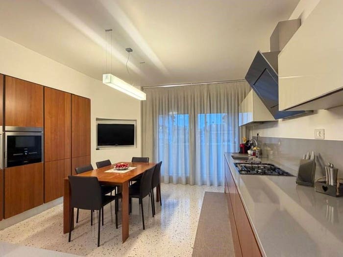 Casa con 6 locali in vendita in Via Padre Emilio Venturini, Brondolo, Chioggia