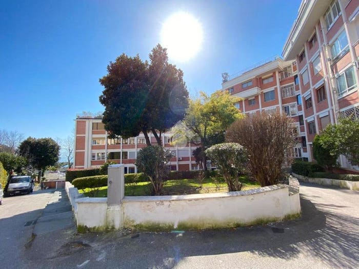 Appartamento trilocale in vendita in Via Francesco Petrarca, Posillipo, Napoli