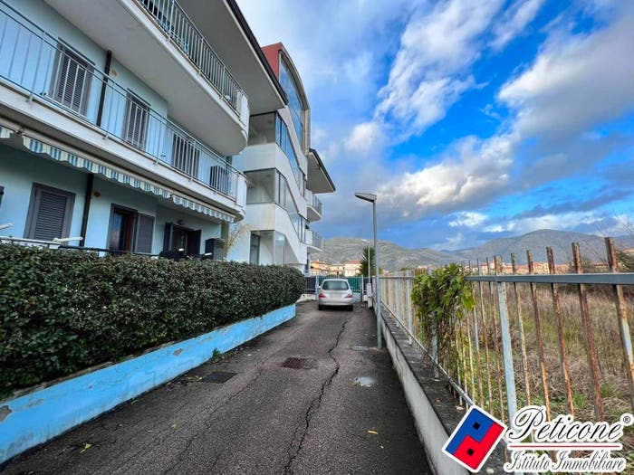 Appartamento trilocale in vendita in VIA SILVIO LIGUORI, Centro, Fondi