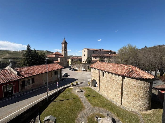 Casa con 5 locali in vendita in Via Garibaldi, Gallo, Grinzane Cavour