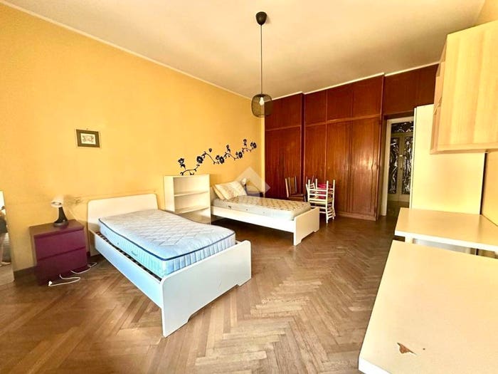 Appartamento con 5 locali in affitto in via spano, Lingotto, Torino