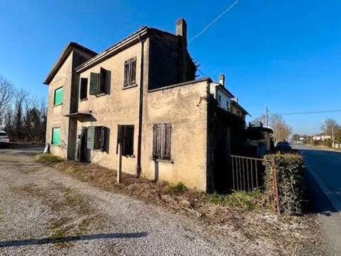 Casa con 5 locali in vendita in Via Roma, Saccolongo