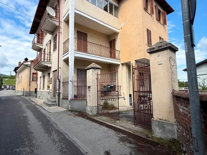 Appartamento quadrilocale in vendita in Via Ruata Sangone, Centro, Giaveno
