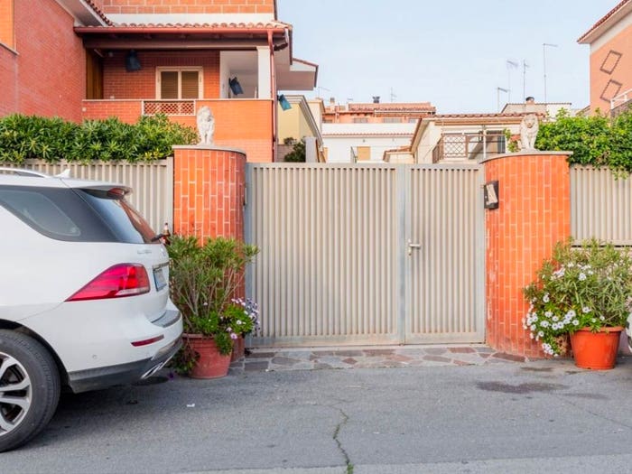 Appartamento trilocale in vendita in Via Villacidro, Passo Oscuro, Fiumicino
