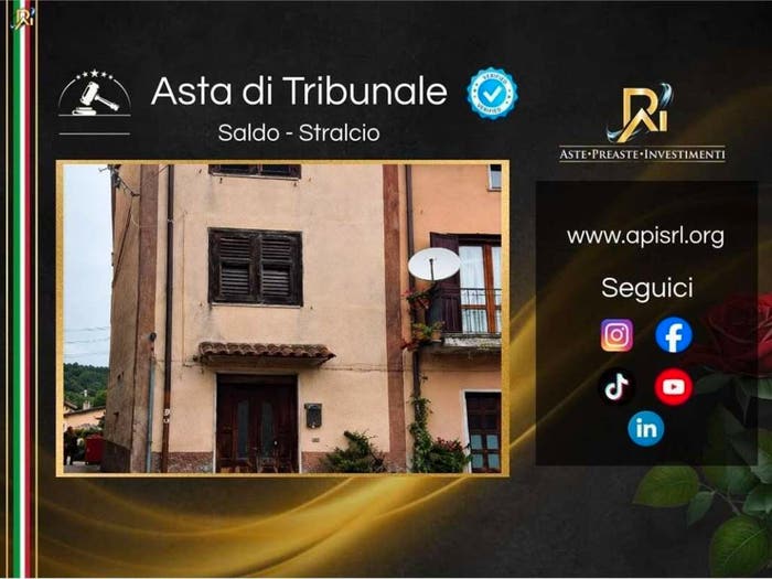 Appartamento con 6 locali in vendita in Via Luigi Amabile, Centro, Monteforte Irpino