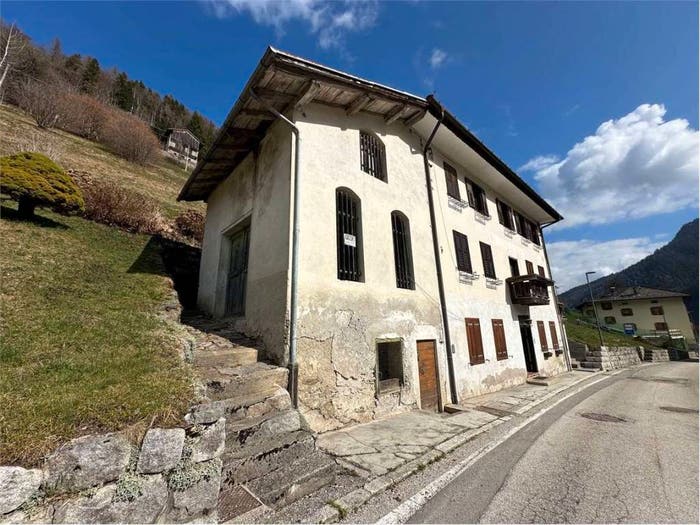 Casa trilocale in vendita in Ronco Chiesa, Roncochiesa, Canal San Bovo