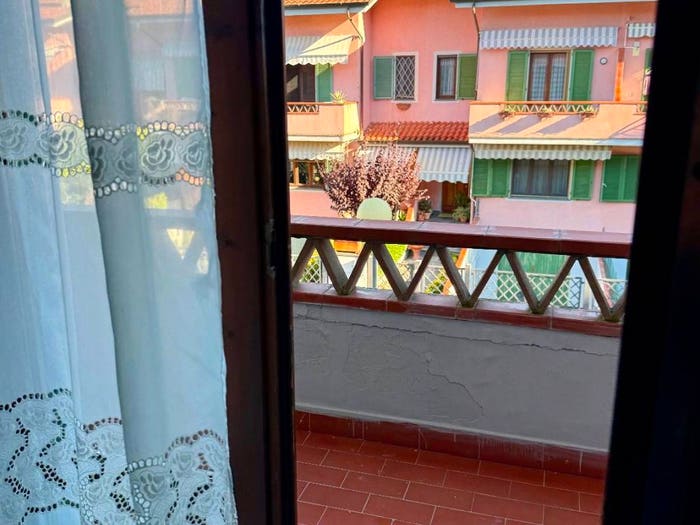 Casa con 6 locali in vendita in Via Fratelli Rosselli, Vittoria Apuana, Forte dei Marmi