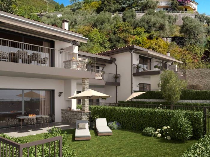 Appartamento trilocale in vendita in Via del Fontanone, Centro, Gardone Riviera